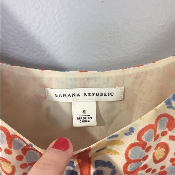 Banana Republic Silk Blouse - Picture 3 of 6